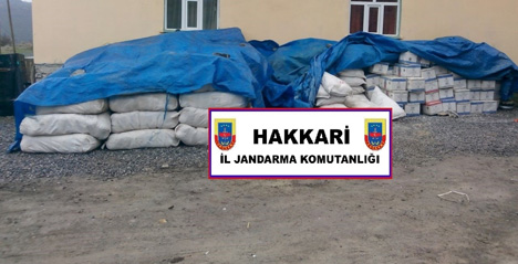 hakkaride-tonlarca-kacak-cay-ele-gecirildi2.jpg hakkaride-tonlarca-kacak-cay-ele-gecirildi2.jpg