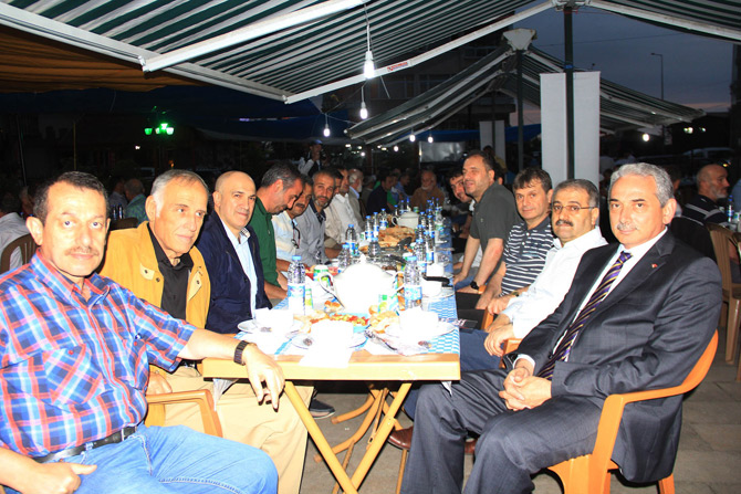 halil-bakirci-iftari-rize-2.jpg