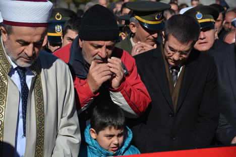 halit-avci-mackada-defnedildi-11.jpg