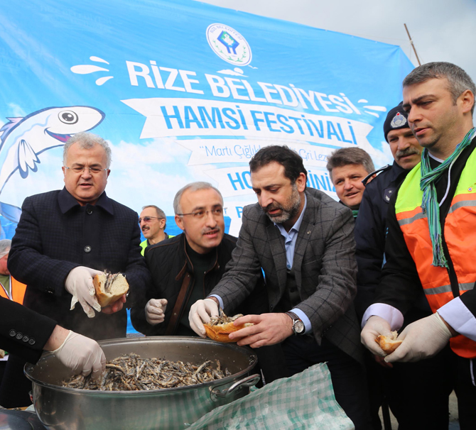 hamsi-festivali-rize-1.jpg