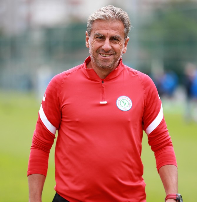 hamza-hamzaoglu-caykur-rizespor-teknik-direktoru-2.jpg