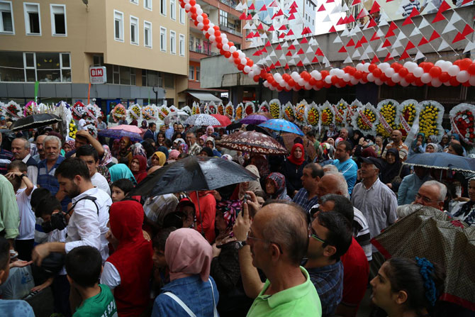 hapeloglu-carsi-acildi.jpg hapeloglu-carsi-acildi.jpg