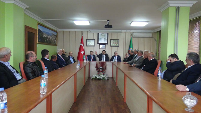 hasan-karal-rize-ziraat-odasinda-1.jpg hasan-karal-rize-ziraat-odasinda-1.jpg