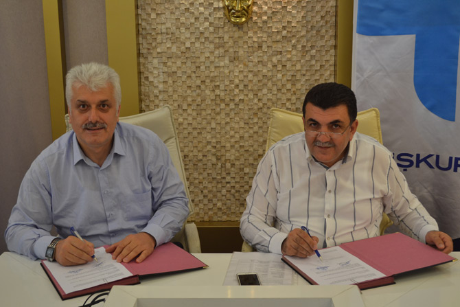 hasan-kiraz-saban-aziz-karamehmetoglu-rize-iskur-ile-rtso-arasinda-girisimcilik-protokolu-imzalandi2.jpg