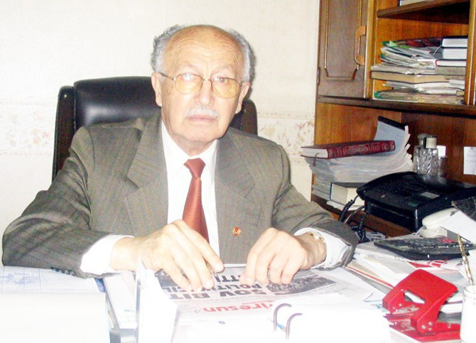 hasan-ogutcu-yesiligiresun-gazetesi-sahibi-ve-yazi-isleri-muduru.jpg hasan-ogutcu-yesiligiresun-gazetesi-sahibi-ve-yazi-isleri-muduru.jpg