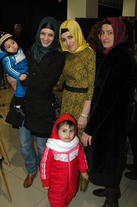 hatice-karaca-resim-sergisi-11.jpg