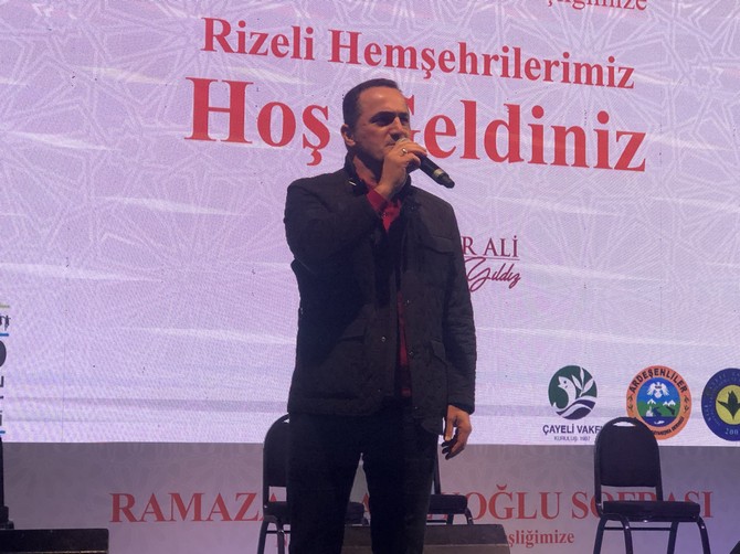 haydar-ali-yildiz-beyoglu-belediye-baskani-rizeliler-beyoglunda-iftar-programinda-bulustu-4.jpg