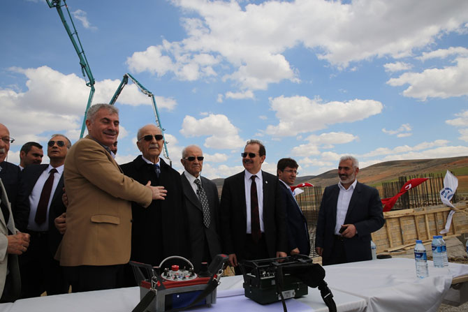 hayirsever-isadami-koseoglu’ndan-universite-kampusune-cami-9.jpg hayirsever-isadami-koseoglu’ndan-universite-kampusune-cami-9.jpg