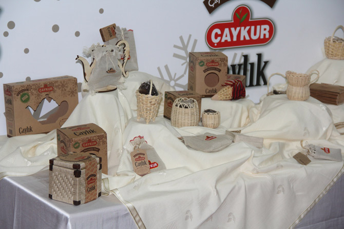 hediyelik-’caylik’lar-piyasada4.jpg hediyelik-’caylik’lar-piyasada4.jpg