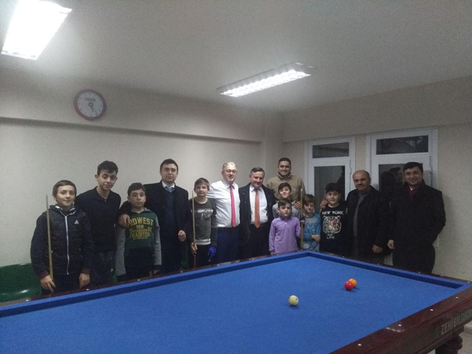 hemsinde-duzenlenen-bilardo-turnuvasi-sona-erdi-2.jpg