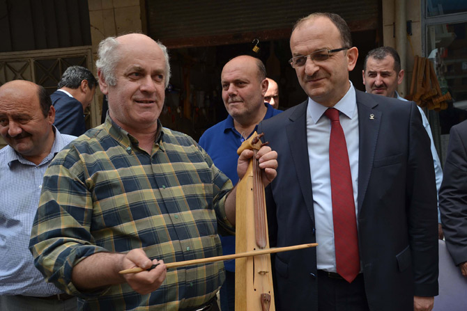 hikmet-ayar-secim-calismasi-3-001.jpg hikmet-ayar-secim-calismasi-3-001.jpg