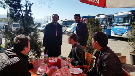 hikmet-ayar-secim-turunda-10.jpg hikmet-ayar-secim-turunda-10.jpg