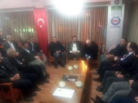 hikmet-ayar-secim-turunda-12.jpg hikmet-ayar-secim-turunda-12.jpg