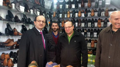 hikmet-ayar-secim-turunda-8.jpg hikmet-ayar-secim-turunda-8.jpg