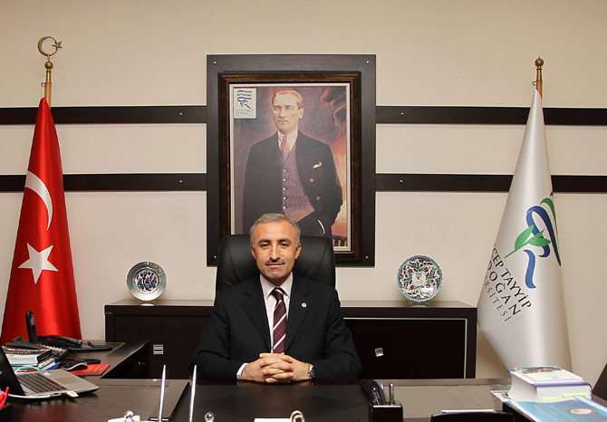huseyin-karaman-rteu-rektoru-002.jpg huseyin-karaman-rteu-rektoru-002.jpg