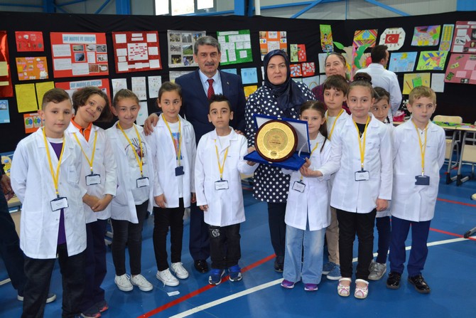 huseyin-yardimci-ilkokulu’nda-bilim-senligi-duzenlendi-(24).jpg