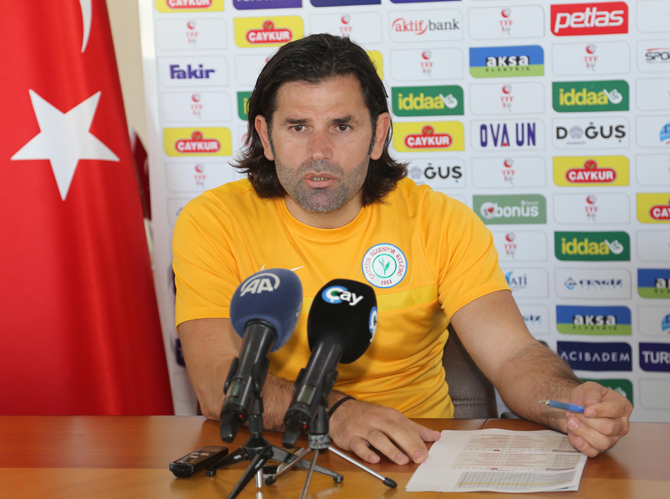 ibrahim-uzulmez-rizespor-teknik-direktoru-001.jpg