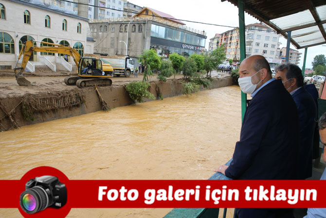 icisleri-bakani-soylu,-rizedeki-sel-bolgesinde-incelemede-bulundu-001.jpg