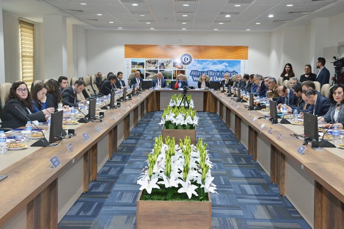 ihtisas-universitelerinin-ikinci-toplantisi-usak’ta-gerceklestirildi-(1).jpg