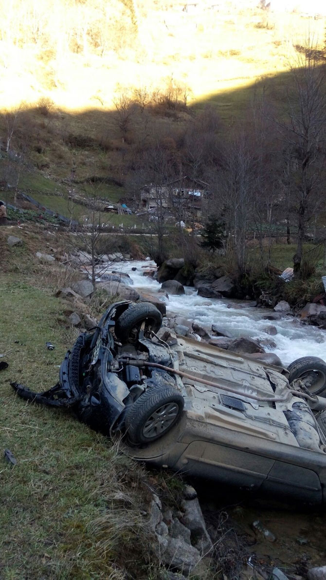 ikizderede-trafik-kazasi-1-yarali-3.jpg ikizderede-trafik-kazasi-1-yarali-3.jpg