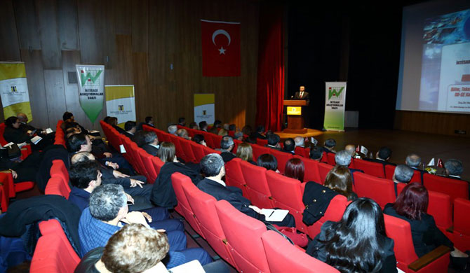 iktisadi-arastirmalar-vakfi-tarafindan-duzenlenen-yarismalarin-odul-toreni2.jpg iktisadi-arastirmalar-vakfi-tarafindan-duzenlenen-yarismalarin-odul-toreni2.jpg