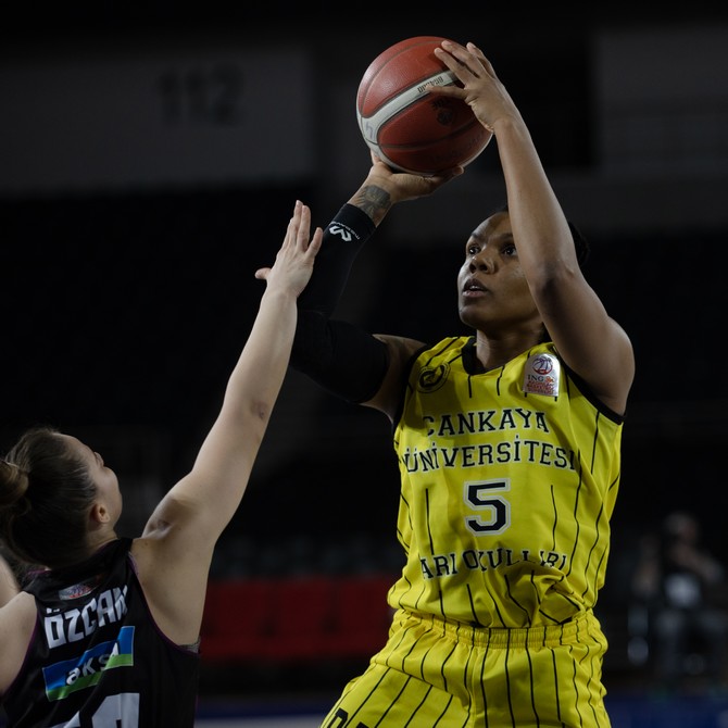 ing-kadinlar-basketbol-super-liginin-19-haftasinda-cankaya-universitesi-konuk-ettigi-rize-belediyesporu-101-72-yendi-16.jpg