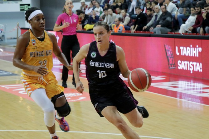 ing-kadinlar-basketbol-super-liginin-ucuncu-haftasinda-melikgazi-kayseri-basketbol-sahasinda-rize-belediyesi-80-78-yendi-6.jpg