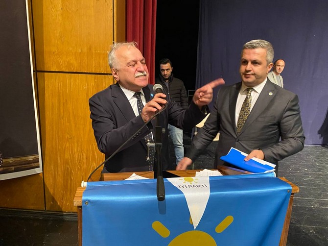 ismail-keskin-iyi-parti-rize-merkez-ilce-kongresinde-kavga-cikti-1.jpg
