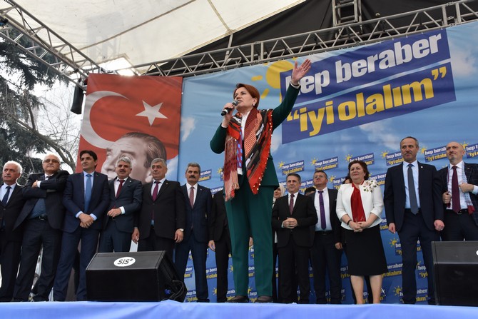 iyi-parti-genel-baskani-meral-aksener,-trabzonda--(13).jpg