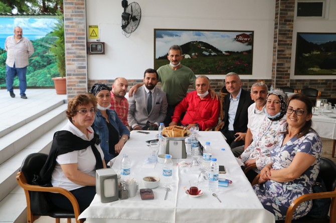 iyi-parti-rize-il-baskan-adayi-av.-kursat-hacisuleymanoglu,-kongre-calismalari-kapsaminda-teskilat-ziyaretlerini-surduruyor-(2).jpg