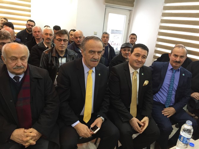 iyi-parti-rize-merkez-ilce-1.-olagan-kongresi-(1)-002.jpg