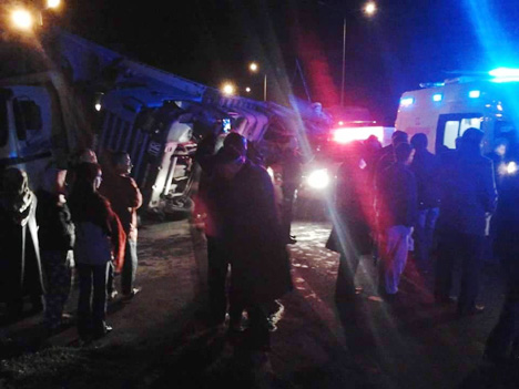 iyiderede-trafik-kazasi.jpg iyiderede-trafik-kazasi.jpg