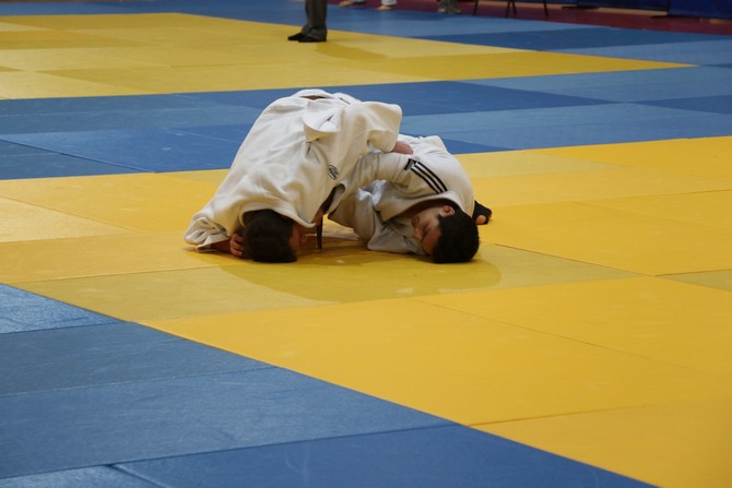 judo-anadolu-yildizlar-ligi-yari-final-musabakalari-tamamlandi-(4)-001.jpg