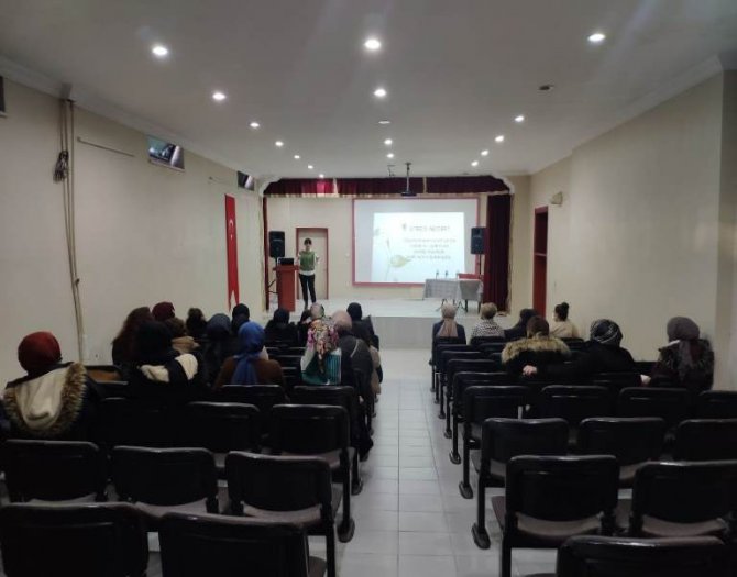 kadin-ogretmenlere-stres-yonetimi-semineri-7-001.jpeg