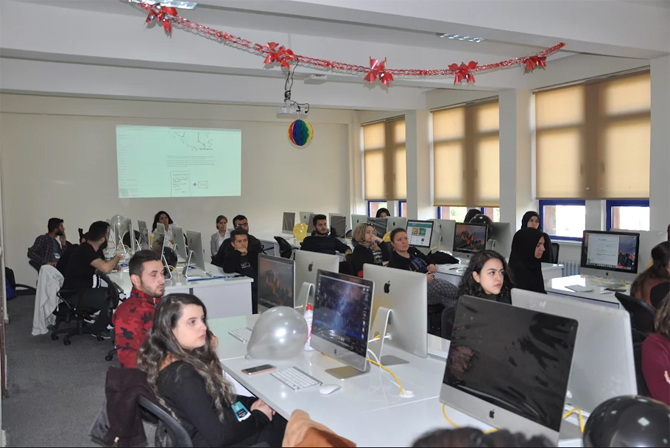 kadinlara-kodlama-egitimi-(1).jpg