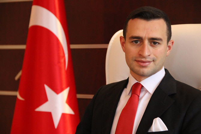 kadir-guntepe-rizeli-kaymakam-001.jpg kadir-guntepe-rizeli-kaymakam-001.jpg