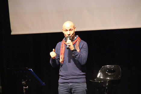 kahraman-tazeoglu-renk-projesi-icin-rizede-17.jpg kahraman-tazeoglu-renk-projesi-icin-rizede-17.jpg