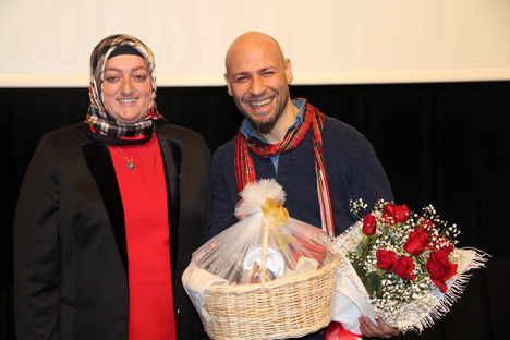 kahraman-tazeoglu-renk-projesi-icin-rizede-28.jpg kahraman-tazeoglu-renk-projesi-icin-rizede-28.jpg