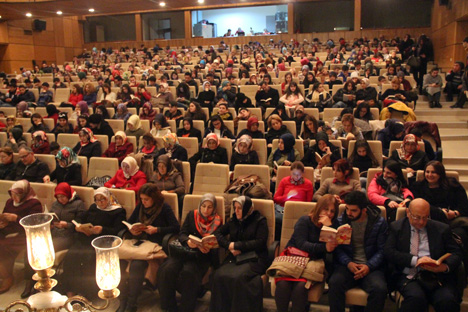 kahraman-tazeoglu-renk-projesi-icin-rizede-48.jpg kahraman-tazeoglu-renk-projesi-icin-rizede-48.jpg