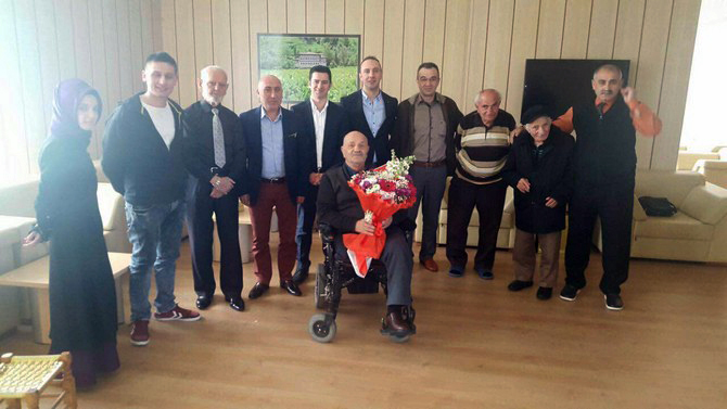 kale-grup’tan-huzurevi-sakinlerine-moral-ziyareti-(1).jpg