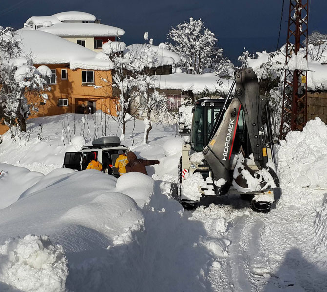 kar-temizleme-ambulans-53.jpg kar-temizleme-ambulans-53.jpg