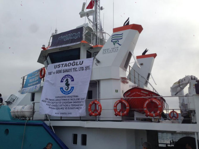 karadeniz-arastirma-gemisi-rize-limaninda-2.jpg karadeniz-arastirma-gemisi-rize-limaninda-2.jpg
