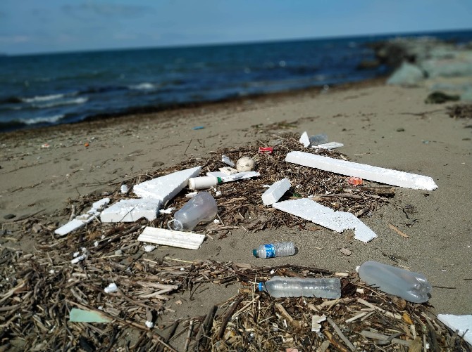karadenizde-kati-atik-ve-plastik-kirliligi-hizla-artiyor-2.jpg