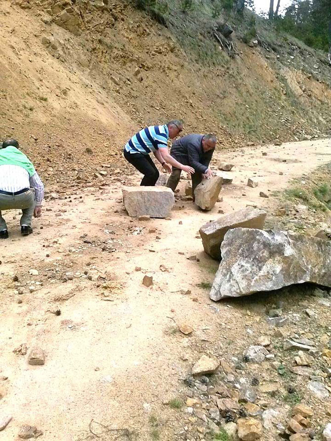 karadenizde-vatandaslar-yaylalara-cikmaya-basladi1.jpg