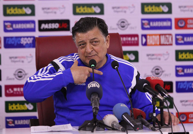 kardemir-karabukspor-teknik-direktoru-yilmaz-vural.jpg kardemir-karabukspor-teknik-direktoru-yilmaz-vural.jpg
