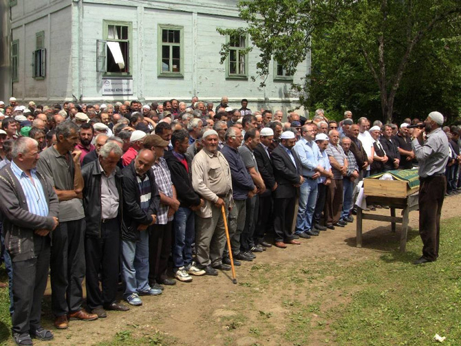 kardes-kavgasi-kanli-bitti!2.jpg
