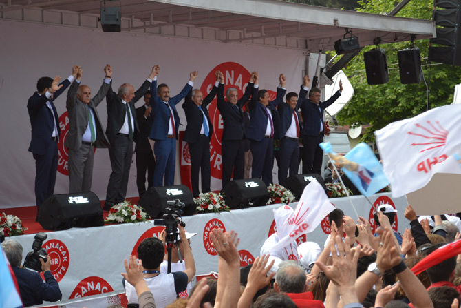 kemal-kilicdaroglu-orduda-3.jpg kemal-kilicdaroglu-orduda-3.jpg