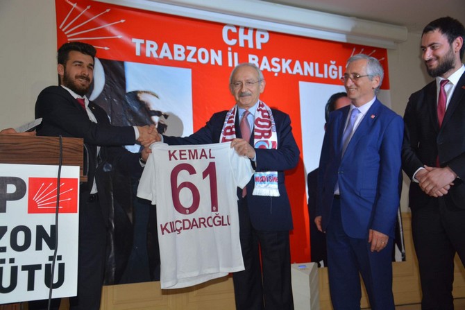 kemal-kilicdaroglu-trabzonda-(3)-001.jpg