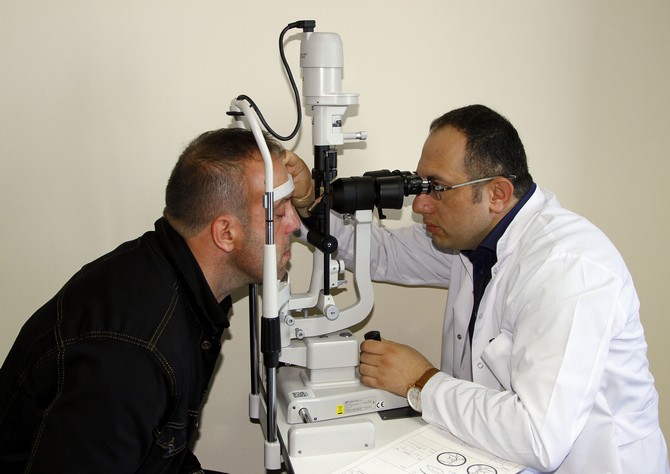 kemal-turkyilmaz-goz-hastaliklari-rteu-(1).jpg