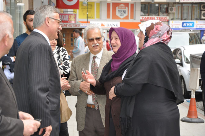 kenan-biyik-secim-ziyaretlerinde-1.jpg kenan-biyik-secim-ziyaretlerinde-1.jpg